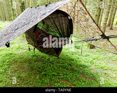 Camping avec hamac , Powys. UK Banque D'Images