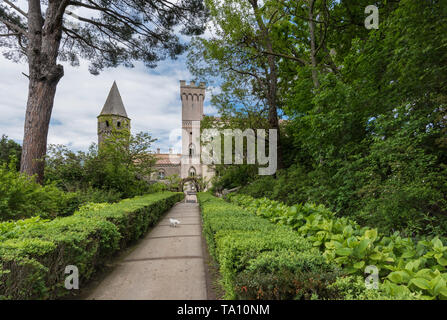 Jardins de la Villa Cimbrone Hotel (Hotel) à Ravello sur la côte Amalfitaine et Golfe de Salerne dans la région Campanie en Italie Banque D'Images