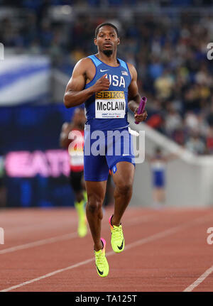 YOKOHAMA, Japon - 12 MAI : Remontay McClain des USA dans la chauffe de la mens 4x200m relais au cours de la deuxième journée des Championnats du monde IAAF 2019 à l Relais Nissan Stadium le dimanche 12 mai 2019 à Yokohama, au Japon. (Photo de Roger Sedres pour l'IAAF) Banque D'Images