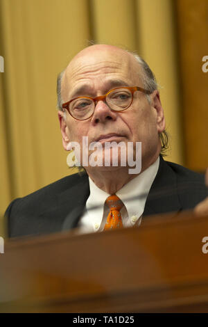 Washington, District de Columbia, Etats-Unis. 21 mai, 2019. Représentant des États-Unis Steve Cohen (démocrate du Michigan) parle au cours de l'audience de comité judiciaire de la Chambre, où l'ancien conseiller du président Don McGahn défié une assignation à témoigner sur la colline du Capitole à Washington, DC, États-Unis, le mardi, 21 mai 2019. Credit : Stefani Reynolds/CNP/ZUMA/Alamy Fil Live News Banque D'Images