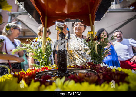 21 mai 2019 - SÃ£o Paulo, SÃ£o Paulo, Brésil - SÃƒO PAULO, BRÉSIL - le 21 mai : VESAK:bouddhistes célèbrent la naissance de Bouddha dans le quartier de Liberdade SÃ£o Paulo. Buddha Purnima, aussi connu comme le Bouddha Jayanti est la fête d'anniversaire de Bouddha. C'est la plus sacrée de festival bouddhiste et commémore la naissance et l'illumination des Bouddhas Seigneur. Credit : Cris Faga/ZUMA/Alamy Fil Live News Banque D'Images