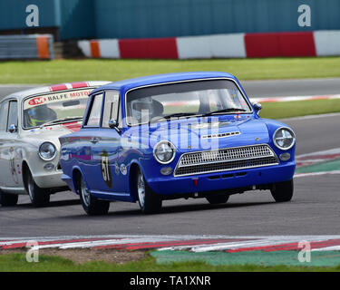 Oscar Rovelli, Ambrogio Perfetti, Ford Cortina Lotus, U2TC Trophée pour 66 litres d'avant en vertu de deux voitures de tourisme, Donington Festival historique, mai 2019, moto Banque D'Images