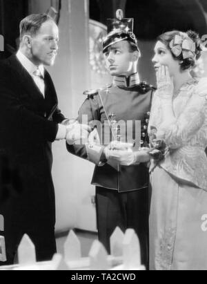 Comme Diestelbeck Ruehmann Heinz Gustav (centre) dans le film 'La fierté de la troisième société usketier Diestelbeck «' /', réalisé par Fred Sauer. Banque D'Images