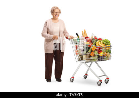 Portrait of a smiling woman posing with a panier isolé sur fond blanc Banque D'Images