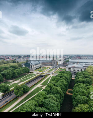 L'Arc de Triomphe ou Arc de Triomphe dans le parc du Cinquantenaire à Bruxelles, Belgique. Banque D'Images