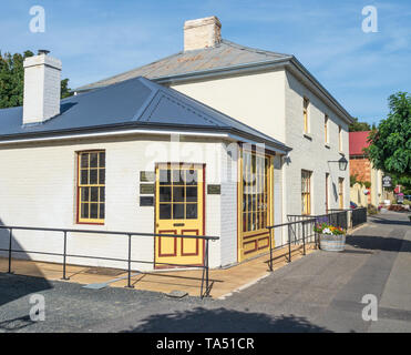 La Tasmanie, Australie - le 4 mars 2019 : anciens bâtiments de Russell Street, dans la ville historique de Evandale en Tasmanie, Australie. Banque D'Images