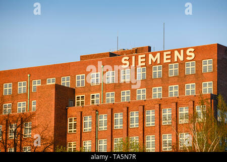 Commutateur de Siemens AG, travail nun's dam avenue, Siemensstadt, Spandau, Berlin, Allemagne, Siemens AG Schaltwerk, Nonnendammallee, Deutschland Banque D'Images