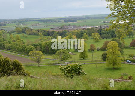 Vues splendides sur la falaise au-dessus de la Fife House et Jardins de Balcarres, Colinsburgh, Fife, Scotland, mai 2019. Banque D'Images