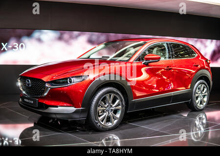 Genève, Suisse, le 07 mars 2019 Mazda CX-30 antérieurs SKYACTIV Technology au Salon International de l'Automobile de Genève, sous-compactes crossover SUV fabriqué par Mazda Banque D'Images