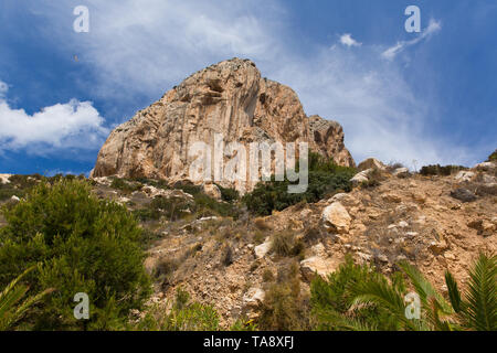 Monument rock attraction touristique Calpe Costa Blanca Espagne nommé Penon de Ilfach Banque D'Images