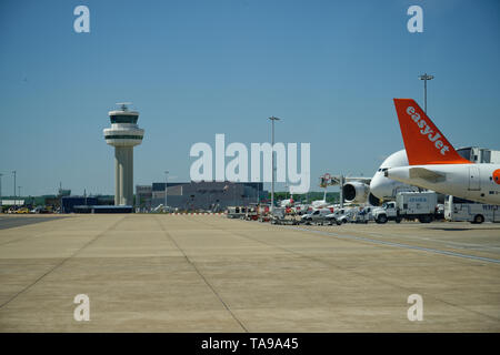 Tour de contrôle à l'aéroport de Gatwick, West Sussex, UK Banque D'Images