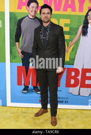 22 mai 2019 - Westwood Village, California, USA - 22 mai 2019 - Westwood Village, en Californie. Brett Dalton assiste à la première de Netflix 'toujours mon' peut-être au Regency Village Theatre. (Crédit Image : © BennightZUMA Wire) Banque D'Images