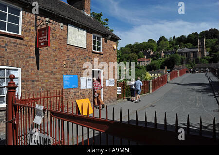 Telford, Shropshire, au Royaume-Uni. 23 mai, 2019. La gorge d'Ironbridge péage, un 19e siècle bâtiment classé Grade II lors de l'historique du site d'Ironbridge, est utilisé comme bureau de scrutin pour les élections européennes. G.P. Essex/Alamy Live News. Banque D'Images