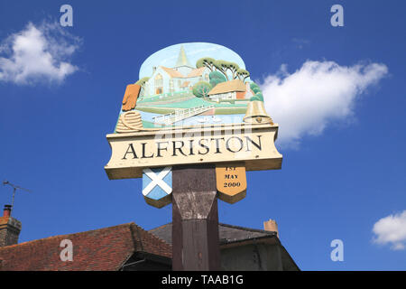 Alfriston panneau du Village, East Sussex, UK Banque D'Images