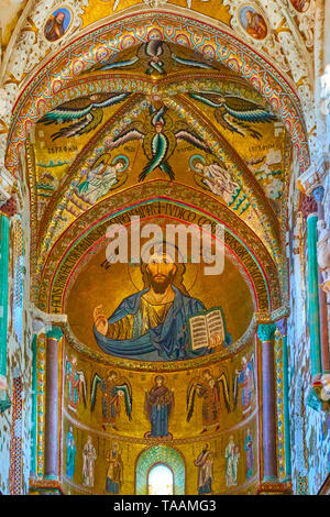 Mosaïques antiques (XII siècle) dans la cathédrale de Cefalu (Duomo di Napoli), Italie Banque D'Images