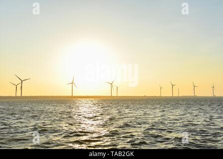 Voir des éoliennes à Gaomei Les zones humides à Taiwan Banque D'Images