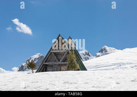 Eglise de Saint Giovanni Gualberto (Chiesa di San Giovanni Gualberto) à Passo Giau, Dolomites, Italie Banque D'Images