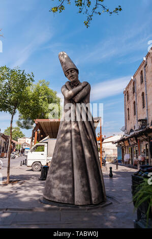 Sculpture Mevlevi dans la rue de sahinbey district de gaziantep vieille ville. La sculpture, c'est la localisation de près par lodge Mevlevis. Banque D'Images