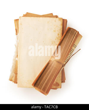 Vieux livre papier avec vintage book roll on white background Banque D'Images