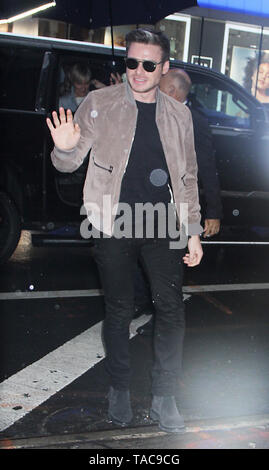 New York, USA. 23 mai 2019. Richard Madden Bonjour à Americato parler de nouveau film Rocketman à New York New York, USA. 23 mai 2019. Credit:RW/MediaPunch MediaPunch Crédit : Inc/Alamy Live News Banque D'Images