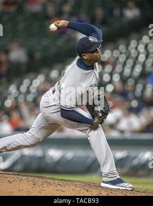 Baltimore, Maryland, USA. 22 mai, 2019. New York Yankees de baseball Aroldis Chapman (54) fonctionne en neuvième manche contre les Orioles de Baltimore à l'Oriole Park at Camden Yards de Baltimore, MD, le mercredi 22 mai, 2019. Les Yankees ont gagné le match 7 - 5 Credit : Ron Sachs/CNP/ZUMA/Alamy Fil Live News Banque D'Images