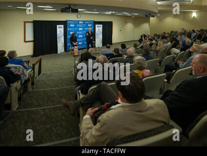 Concord, États-Unis. 23 mai, 2019. Concord, NH, USA 23 mai 2019. Le candidat républicain et ancien gouverneur du Massachusetts a parlé à souder Loi moins de 100 personnes à l'Université du New Hampshire School of Law à Concord, NH. L'événement était organisé par l'American Civil Liberties Union (ACLU). Credit : Chuck Nacke/Alamy Live News Banque D'Images