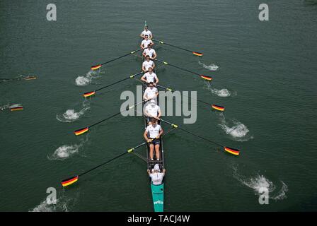 À partir de l'homme de barre Martin SAUER, Hannes OCIK batteur, Richard SCHMIDT, Malte JAKSCHIK, Christopher REINHARDT, goalben JOHANNESEN, Jakob SCHNEIDER, Laurits FOLLERT, Johannes WEISSENFELD, action. Présentation Germany-Achter, aviron, le 23.05.2019 à Dortmund/Allemagne. Dans le monde d'utilisation | Banque D'Images