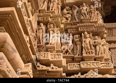 Sculptures Lakshmana Temple, Khajuraho, Madhya Pradesh, Inde, Asie Banque D'Images