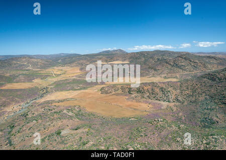 Vue aérienne du terrain à la parc national Namaqua dans la province du Cap du Nord de l'Afrique du Sud. Banque D'Images
