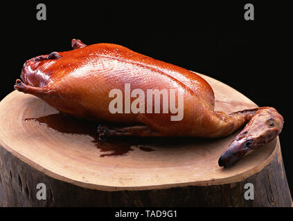 Délicieux canard rôti cuisine asiatique typique Banque D'Images