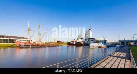 Allemagne, Brême, Bremerhaven, Vieux Port, Havenwelten, Allemand Maritime Museum, Museum ships Banque D'Images