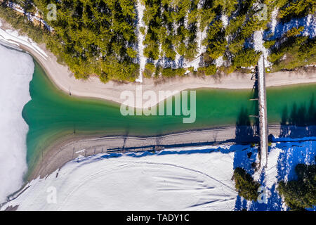 Autriche, Tyrol, Alpes, Heiterwanger voir en hiver, vue aérienne Banque D'Images