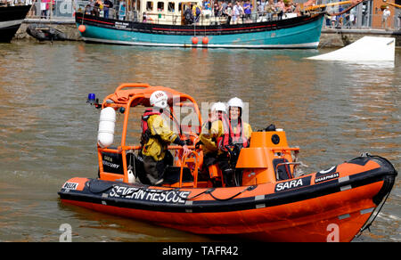 Gloucester, Gloucestershire, Royaume-Uni, 25 mai 2019. Le 10e festival des Grands Voiliers de Gloucester commence aujourd'hui. annoncée comme une journée remplie de plaisir pour toute la famille. Le Harbourside est pleine d'artistes, chanteurs de marin, historique de reconstitution historique et bien sûr, les pirates. Les vraies stars sont bien sûr les grands voiliers, ainsi appelé en raison de leur gréement traditionnel. Crédit : Mr Standfast/Alamy Live News Banque D'Images