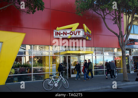 SAN FRANCISCO, California, UNITED STATES - SEP 11th, 2018 : In-N-Out Burger à Fisherman's Wharf Localisation Banque D'Images