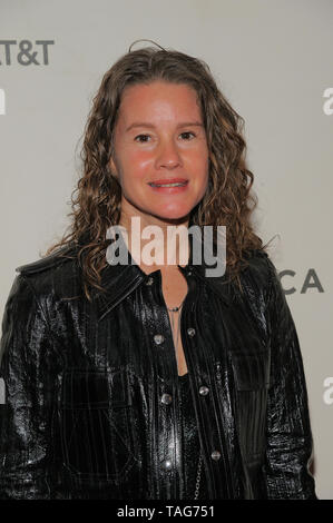 NEW YORK, NY - 03 MAI : artiste Nicole Bartelme assiste à la "Il faut un fou' première mondiale au cours de la 2019 au Festival du film de Tribeca Tribeca CCMB PA Banque D'Images