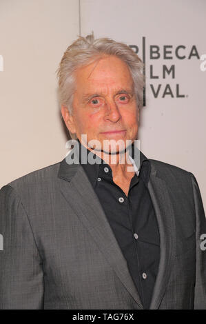 NEW YORK, NY - 03 MAI : Michael Douglas participe à la "Il faut un fou' première mondiale au cours de la 2019 Tribeca Film Festival au CCMB Tribeca PAC sur Ma Banque D'Images