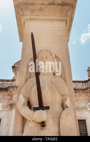 La colonne d'Orlando est le plus ancien Sculpture Publique à Dubrovnik. Il a longtemps été le seul monument laïque dédié à quelques personnalités dans Banque D'Images