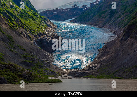 Le Glacier de l'ours au petit matin près de Hyder en Alaska, Kenai Fjords national park, États-Unis d'Amérique, USA. Banque D'Images