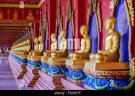 Buddha Wat Mahathat Wat Wachiramongkol Bang Thong dans la province de Krabi en Thaïlande le 19 mai 2019 Banque D'Images