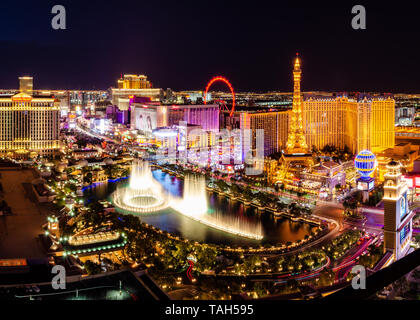 Las Vegas skyline avec fontaines du Bellagio, Paris Las Vegas, Linq High Roller & Las Vegas Strip à Las Vegas, Nevada, USA Banque D'Images