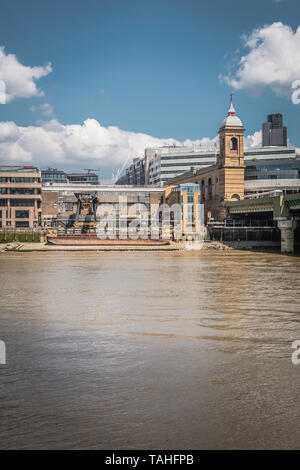 Canon Street Station et Walbrook Wharf Refuser la station de transfert, Upper Thames Street, City of London, EC4, UK Banque D'Images