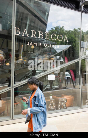 Extérieur de Jamie Oliver's restaurant Barbecoa, nouveau changement, City of London, London, EC4 Banque D'Images