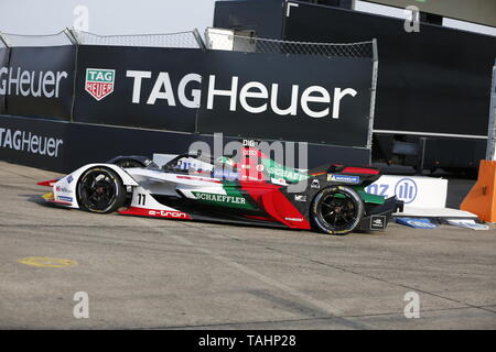 Berlin, Allemagne. 24 mai, 2019. La formule E porte à Berlin la seule course du championnat en Allemagne. Comme l'année dernière, cette aura de nouveau lieu au motif de l'Aéroport de Tempelhof à Berlin. Credit : Simone Kuhlmey/Pacific Press/Alamy Live News Banque D'Images