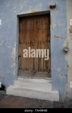 Porte coloniale dans la région de Campeche, Mexique Banque D'Images