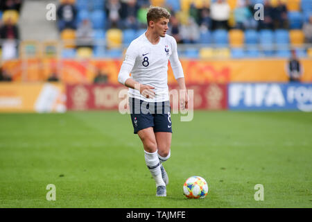 Gdynia, Pologne, 25 mai 2019 : Michael Cuisance fonctionne avec la balle pendant la FIFA 2019 Coupe du Monde U-20 groupe e match entre la France et l'Arabie saoudite au stade de Gdynia à Gdynia. Credit : Tomasz Zasinski / Alamy Live News Banque D'Images