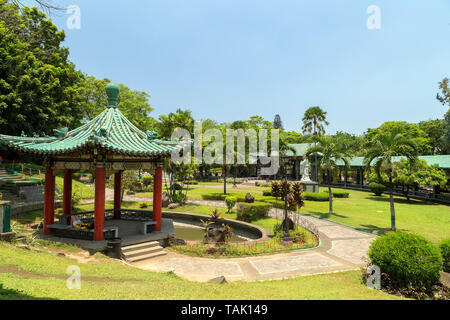 La photo du jardin chinois dans le parc Rizal, Manille, Philippines Banque D'Images