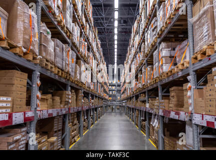 Vue de l'intérieur de l'entrepôt de stockage logistique Banque D'Images