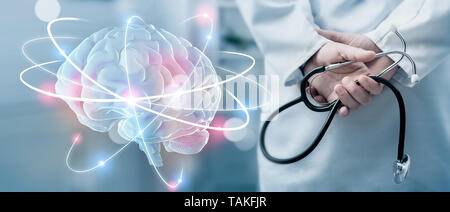 Hologramme de cerveau humain et doctor with stethoscope Banque D'Images