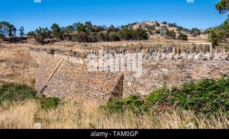 Pont hérissés, près de Swansea, en Tasmanie, sur la piste de Convict Banque D'Images