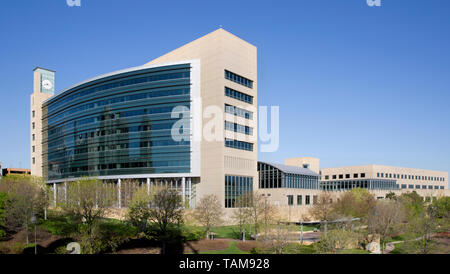 1997 La Réserve fédérale des États-Unis se trouvant au centre-ville, Minneapolis, Minnesota - Il a été conçu par le cabinet d'architectes HOK. Le site a été pré Banque D'Images